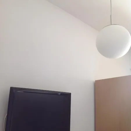 Easyroom Guest house *